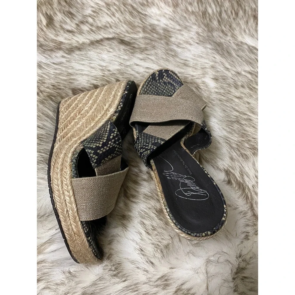 Donald Pliner Ginny Snake Embossed Espadrille Wedge Sandals Tan Black Size 5.5M